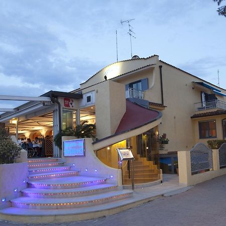 סאן דומינו Hotel Gabbiano מראה חיצוני תמונה